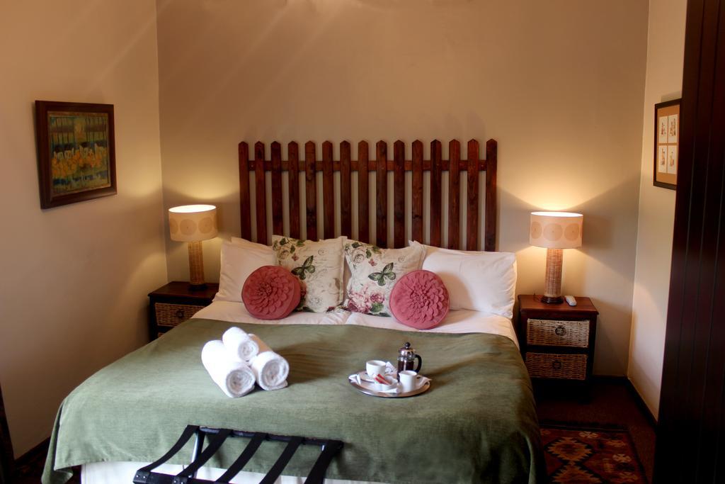 Oak Village B&B Stellenbosch Bilik gambar