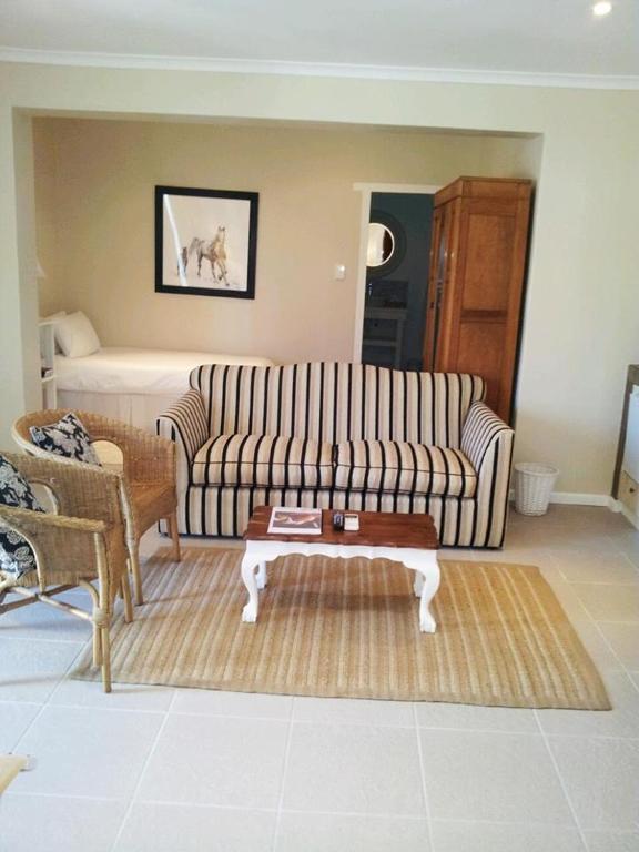 Oak Village B&B Stellenbosch Bilik gambar